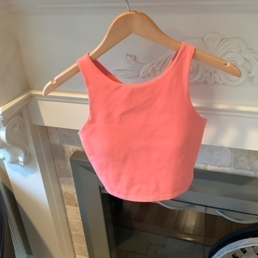 Meadow cropped built in bra workout tank s small spring color coral lulu look